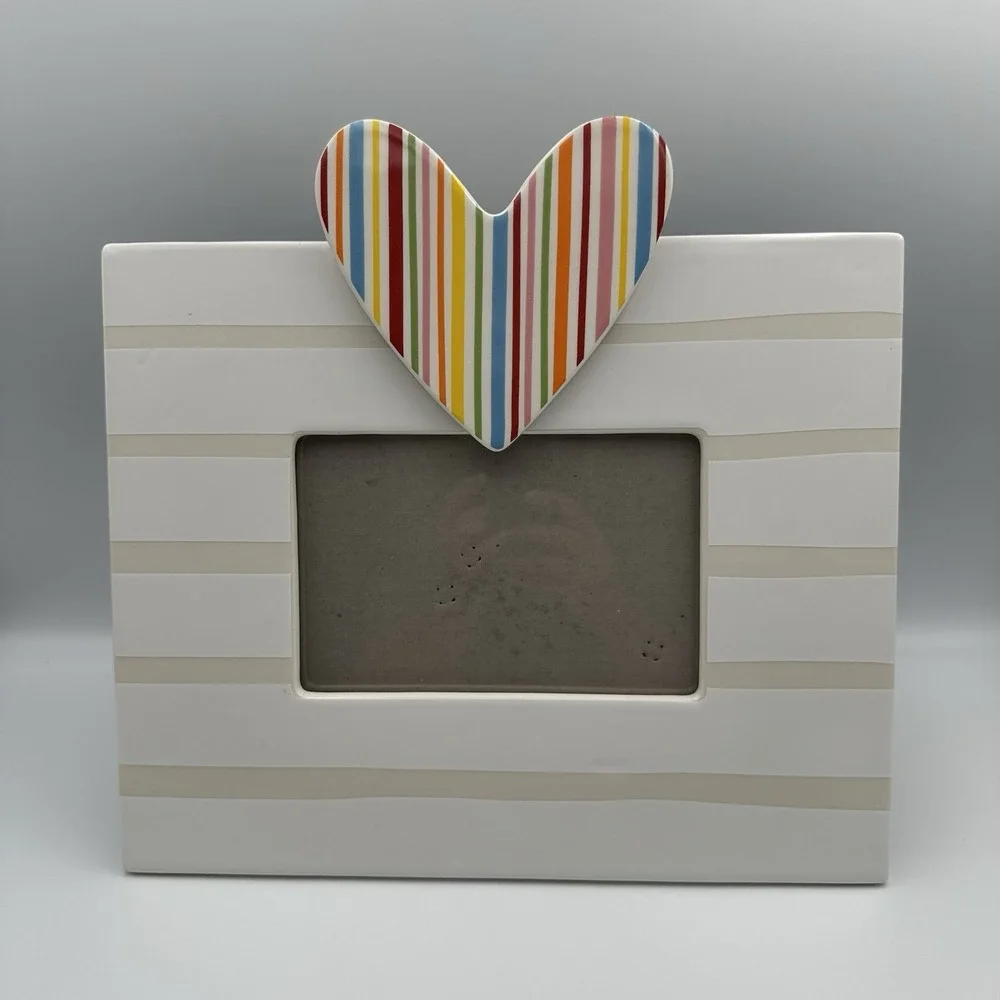 Coton Colors Happy Everything White Striped 4x6 Picture Frame Mini Heart Attach